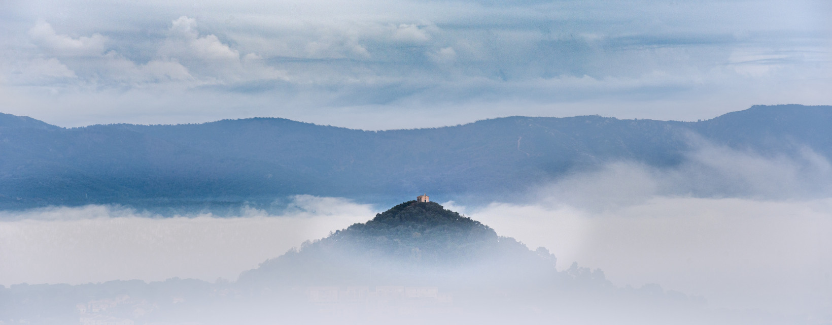 Vauban Brouillard en DPVA 01HAUTE DEFINITION